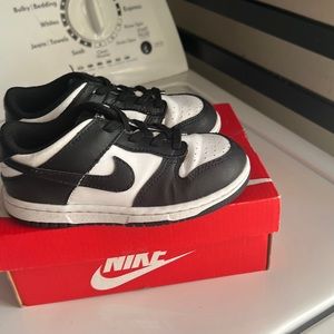 Nike low dunk toddler